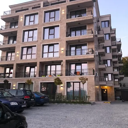 Habitat Sea View * فارنا